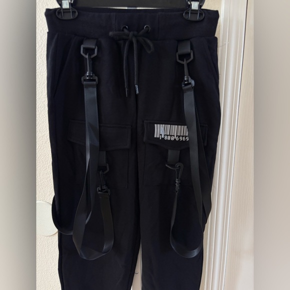 NWT - Dolls Kill Club Exx Digital Blaze Cargo Joggers in Black - Size S - Picture 3 of 4